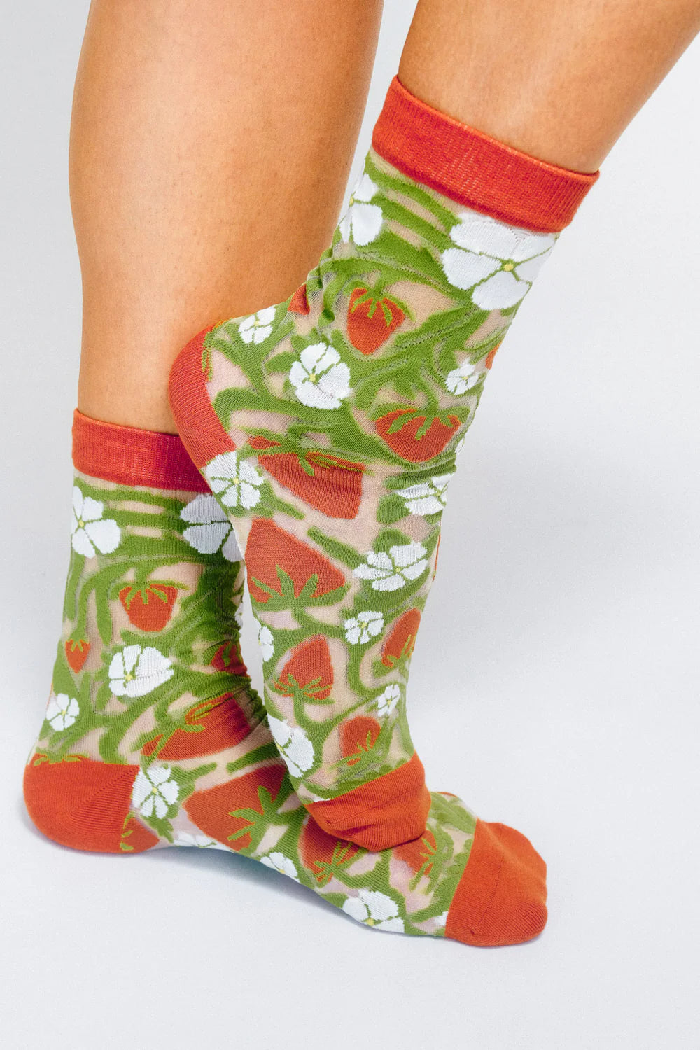 SoulShine Strawberry — Sheer Ankle Sock