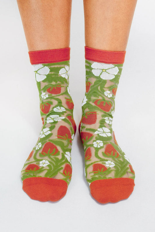 SoulShine Strawberry — Sheer Ankle Sock